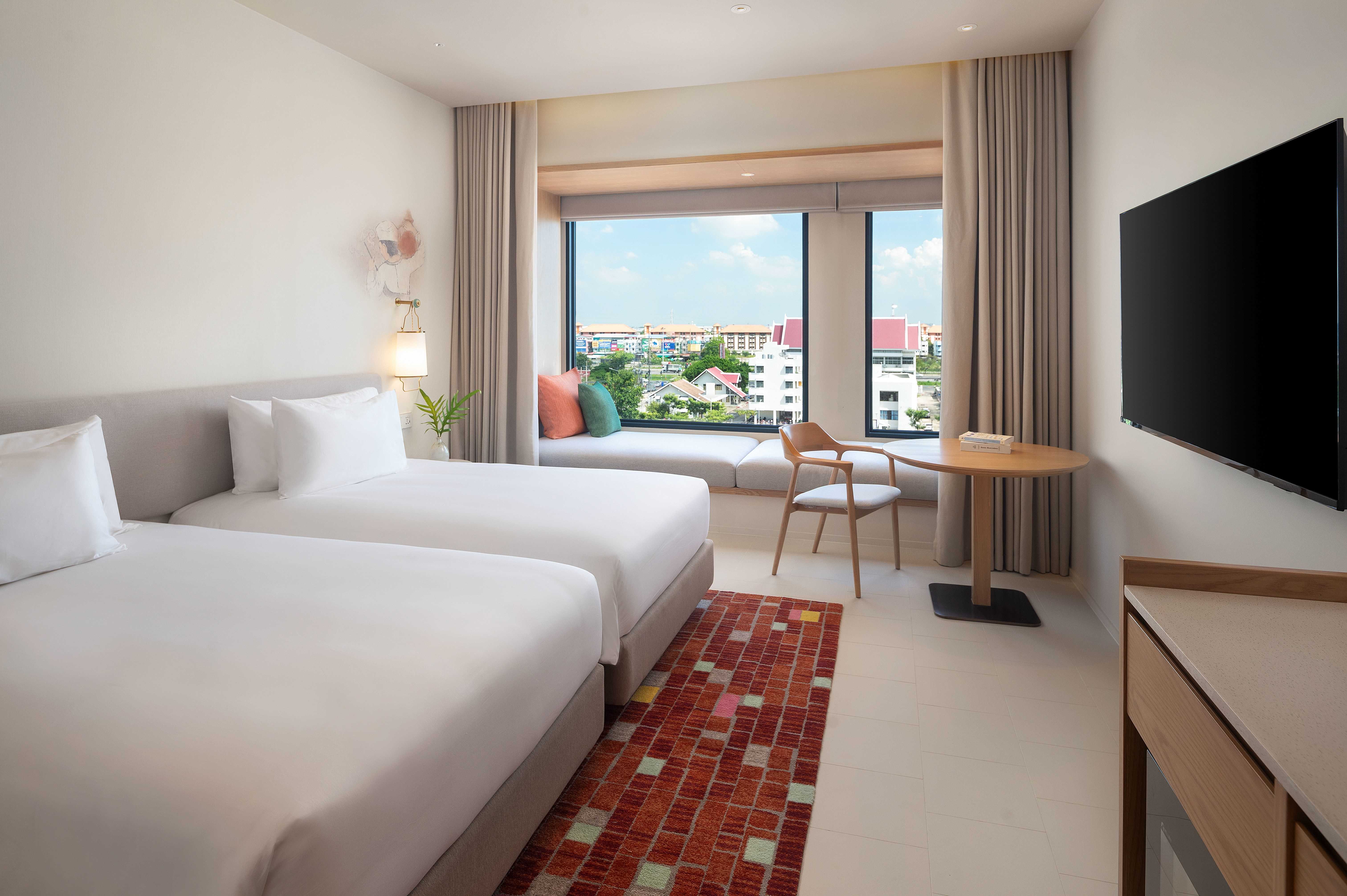01-cay-deluxe-01.jpg