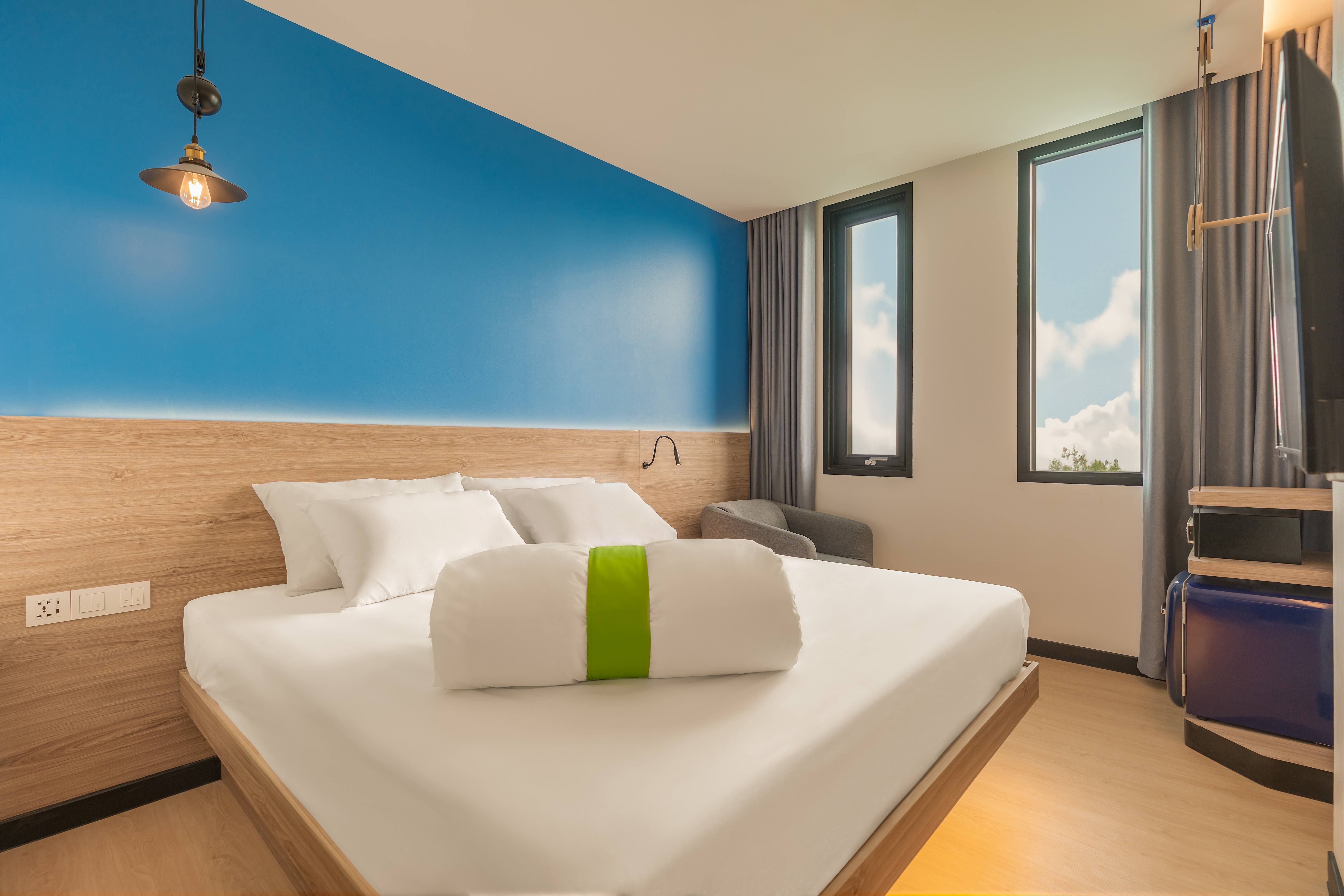 01-czvl-cosi-room-02.jpg