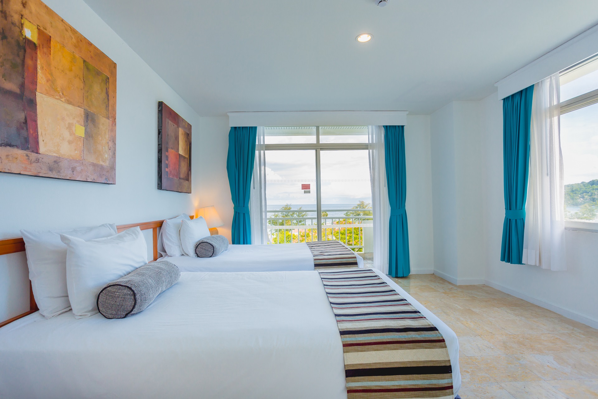 wsp_04-two-bedroom-suite-ocean-view-02.jpg